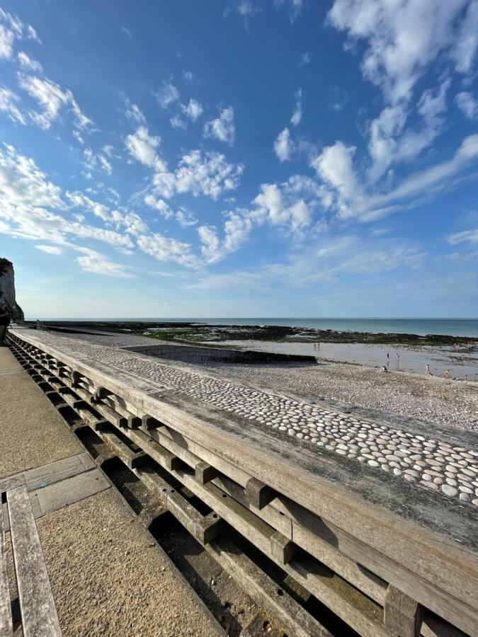 Au point de vue : Appartement face à la mer. Veulettes-sur-Mer Exterior foto